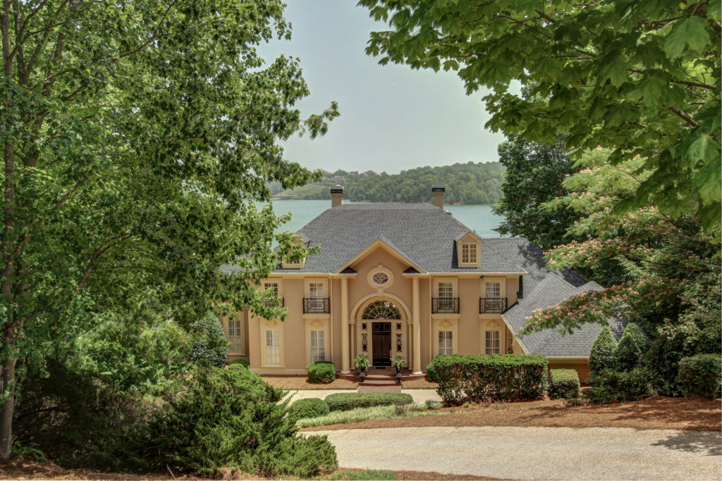 2933 Pointe Drive- Luxury Lake Lanier home for sale with private dock near Chattahoochee Country Club